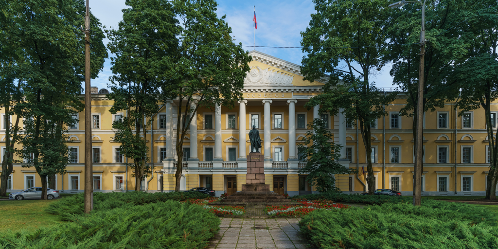 Правительство Псковской области)